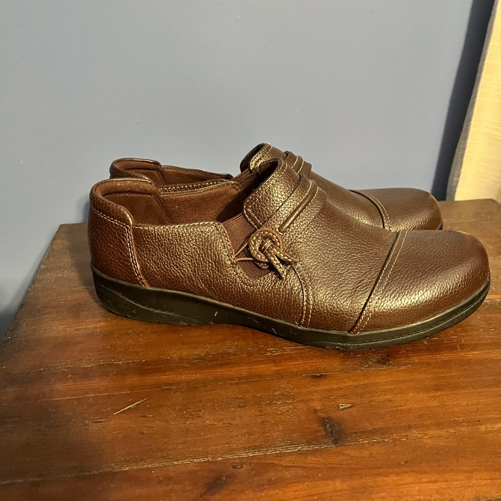 Clarks Women’s Comfort Shoes 9.5 Wide